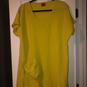 Women’s shirt/beach or pool cover up